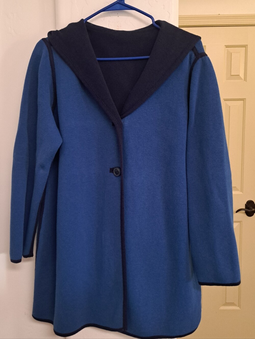 Reversable Blue Hooded Trench Coat with Contrast Trim Women's Size Large - Picture 4 of 6